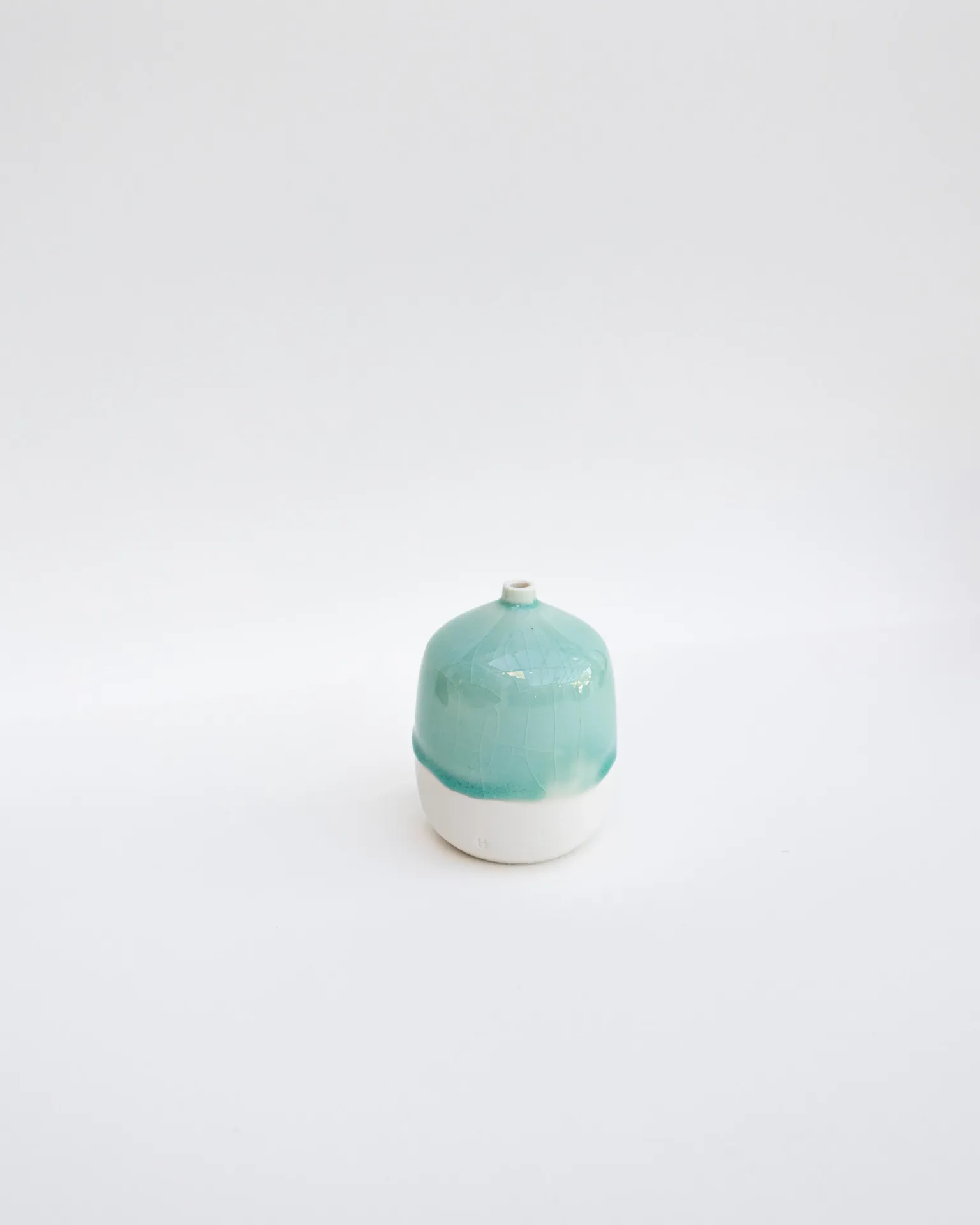 Porcelain Turquoise round